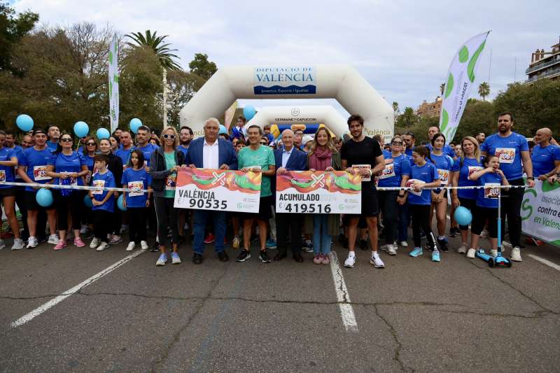 La 9º edición de este evento 100% solidario, que ha celebrado carrera, marcha, marcha nórdica y patinada, ha sido la más multitudinaria de todos estos años