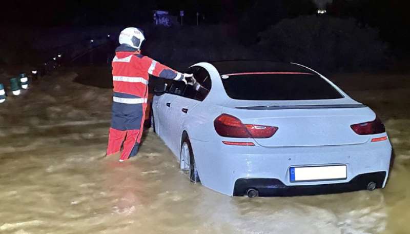 Imagen de archivo de un rescate por las lluvias en Castellón. /EPDA