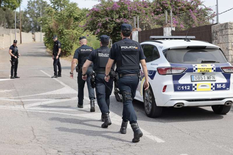 Personal de los Grupos Operativos Especiales de Seguridad (GOES) de la Policía Nacional durante un servicio. /EFE/ Ana Escobar